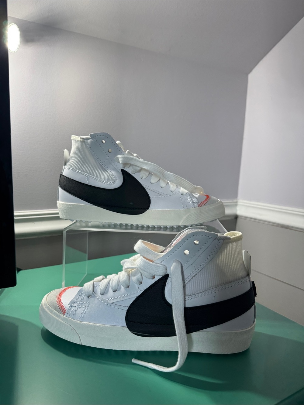 Nike Women’s Blazer Mid ‘77 Jumbo Size 10 white/black/sail NIB!